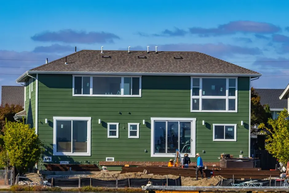 Our Expertise in Seamless Gutter Installation
